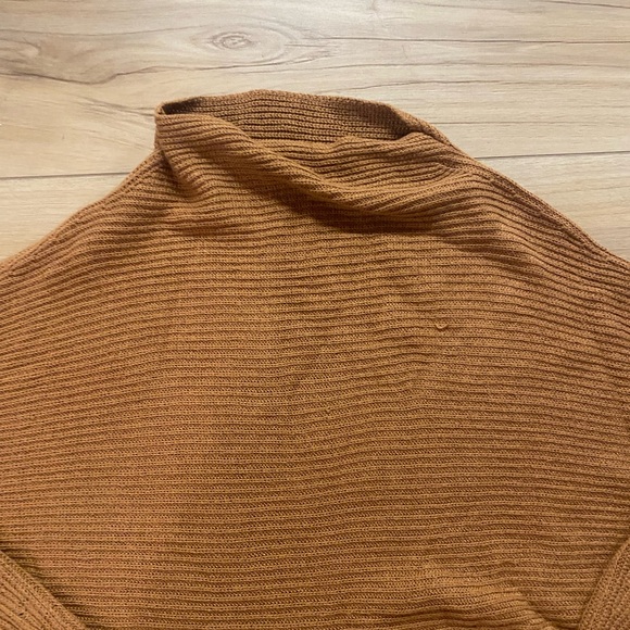 Leith - Sweater - Picture 2 of 5